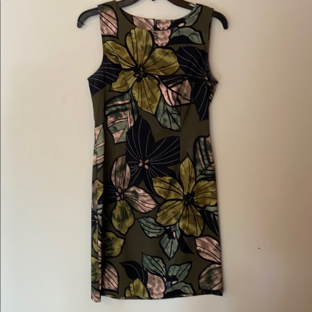 Connection Apparel - Green Floral Dress - Picture 5 of 8